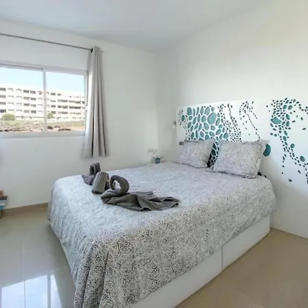 Paraiso Del Sur A306 By Tenerife & Sales * アデヘ